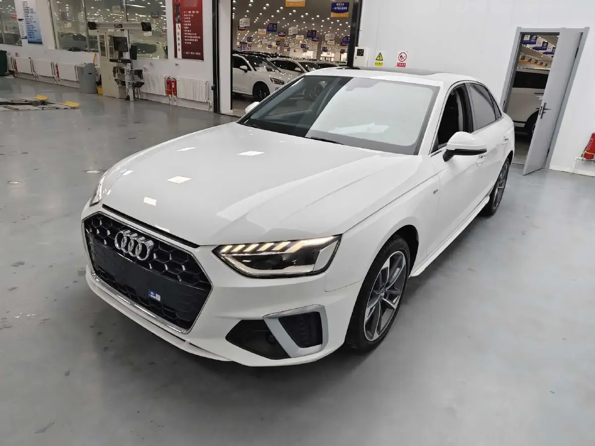 2020 Audi A4L 2.0T 190HP L4 7DCT