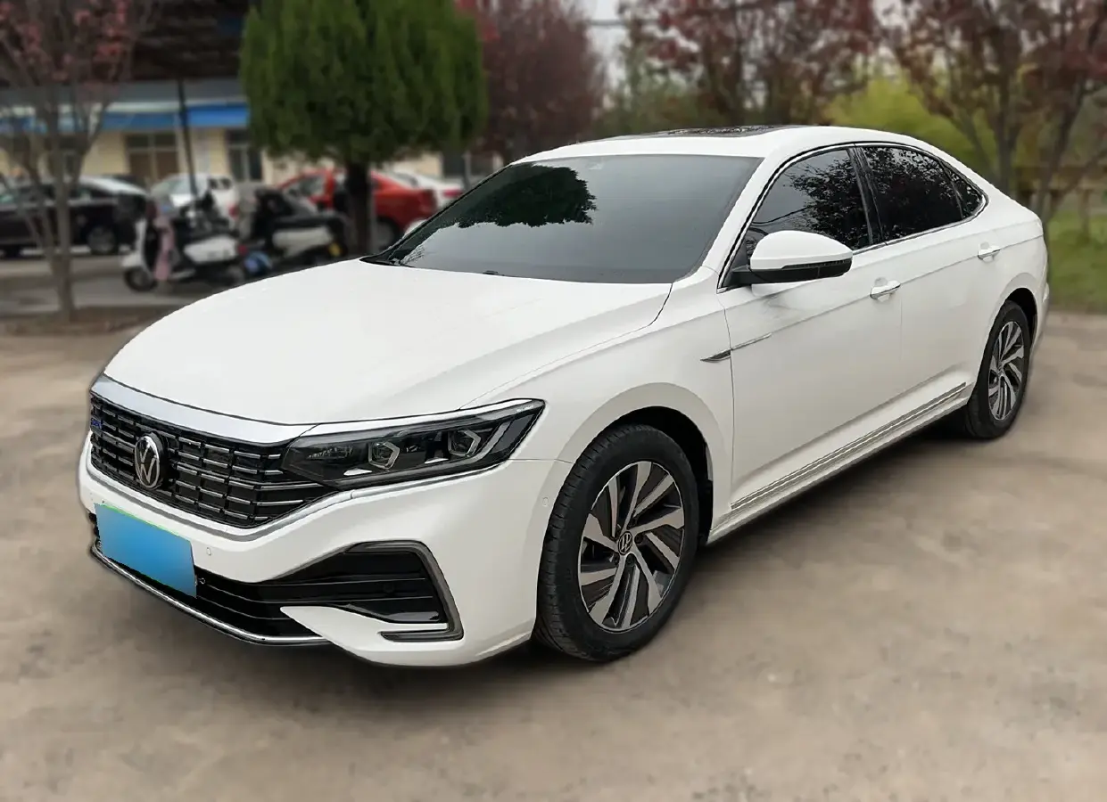 2022 Volkswagen Passat 1.4T 150HP L4 6DCT PHEV 13KWH