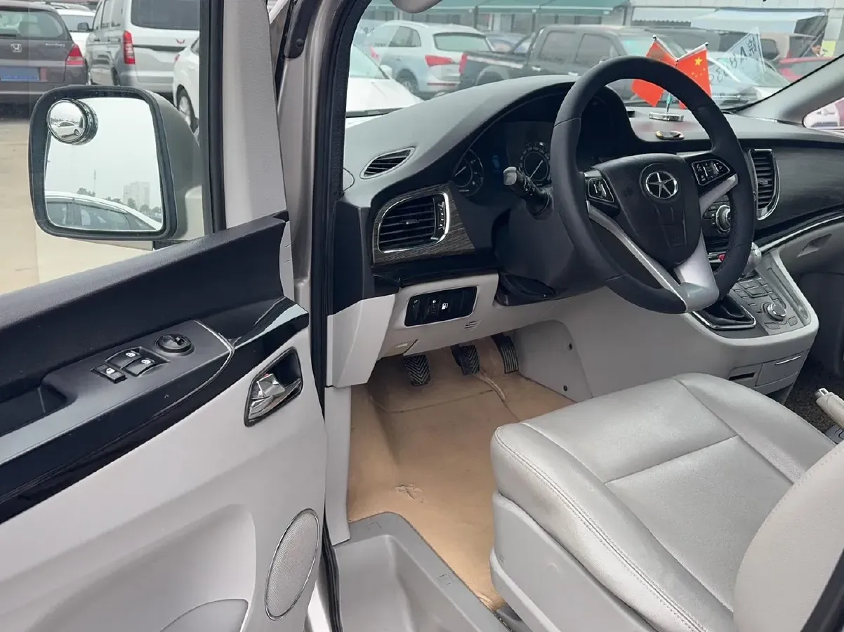 2014 JAC Refine M5 2.0T 177HP L4 6MT,autocango,china used car exporter,china ev exporter,chinese used car exporter,chinese used ev exporter