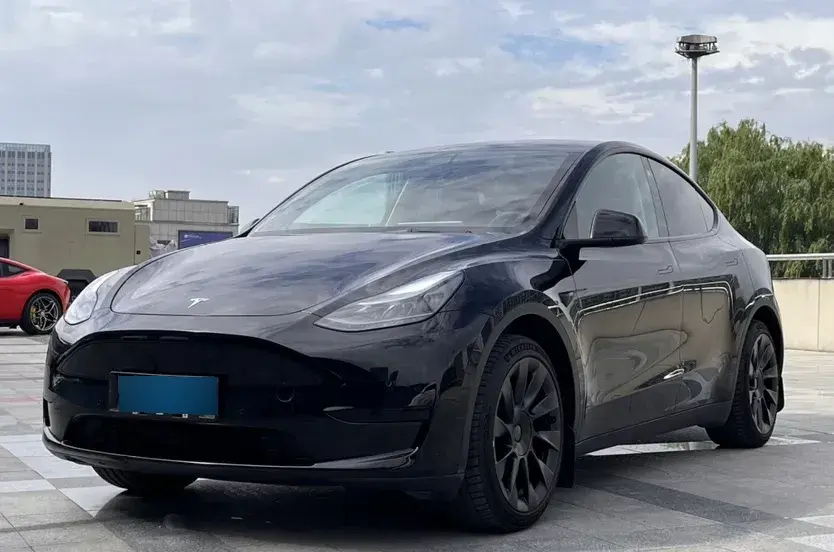 2022 Tesla Model Y BEV 60KWH