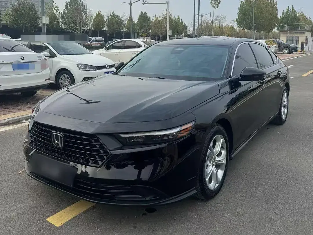 2023 Honda Accord 1.5T 192HP L4 CVT