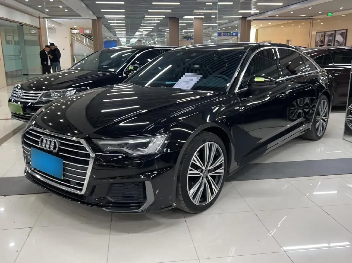 2022 Audi A6L 2.0T 190HP L4 7DCT