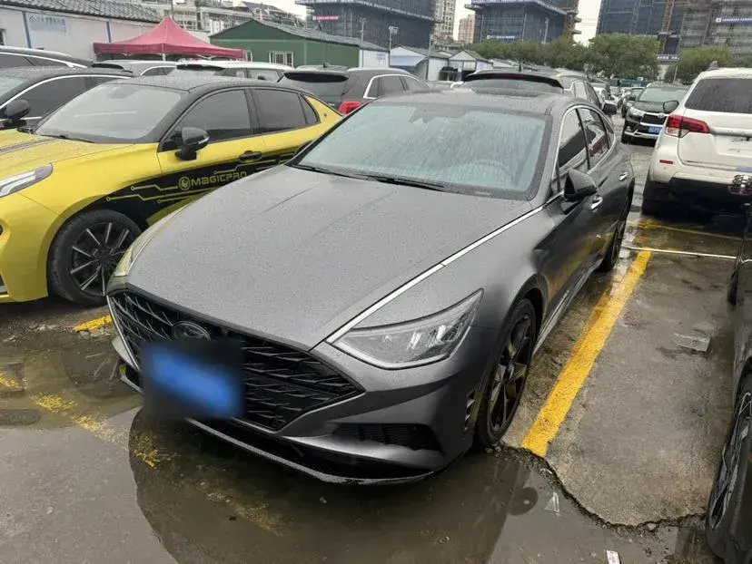 2022 Hyundai Sonata 2.0T 240HP L4 8AT