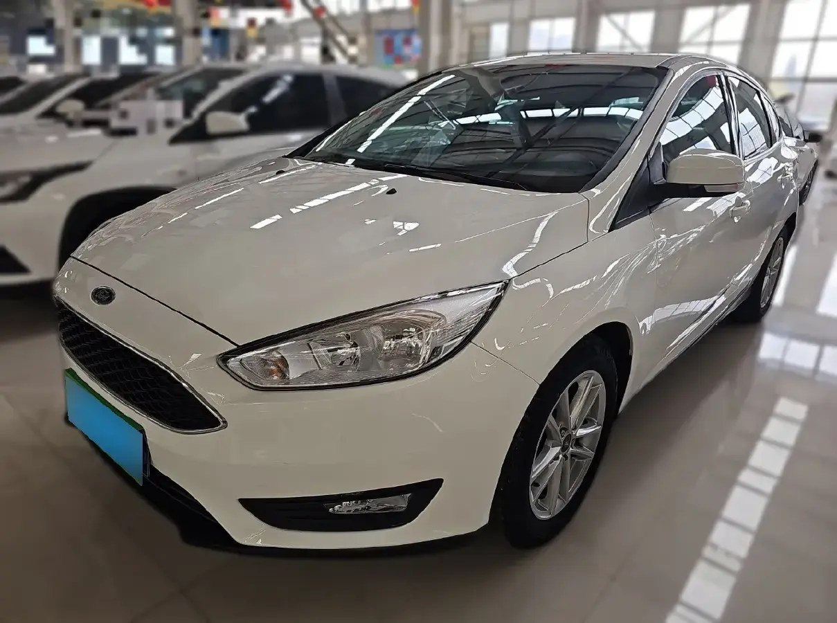 2018 Ford Focus 1.6L 125HP L4 6DCT