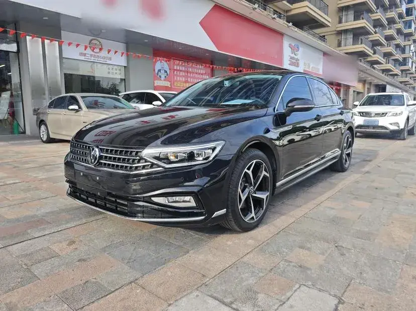 2023 Volkswagen Magotan 2.0T 186HP L4 7DCT