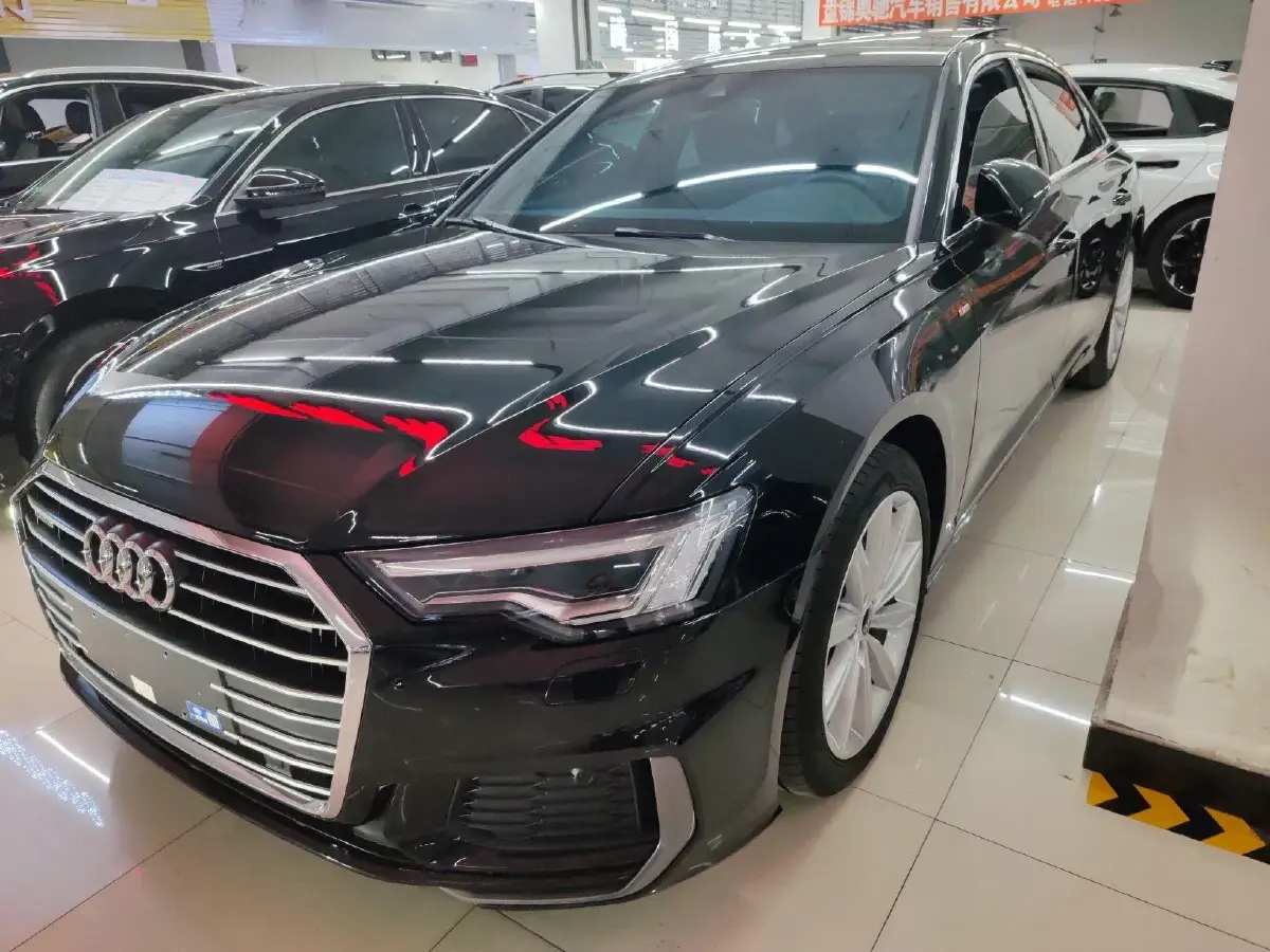 2022 Audi A6L 2.0T 224HP L4 7DCT