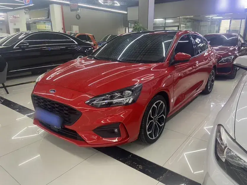 2019 Ford Focus 1.5T 184HP L3 8AT