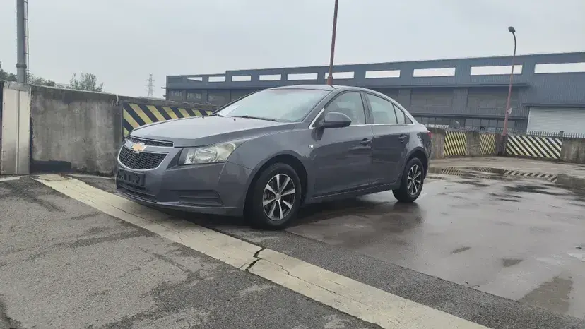 2013 Chevrolet Cruze 1.6L 121HP L4 5MT