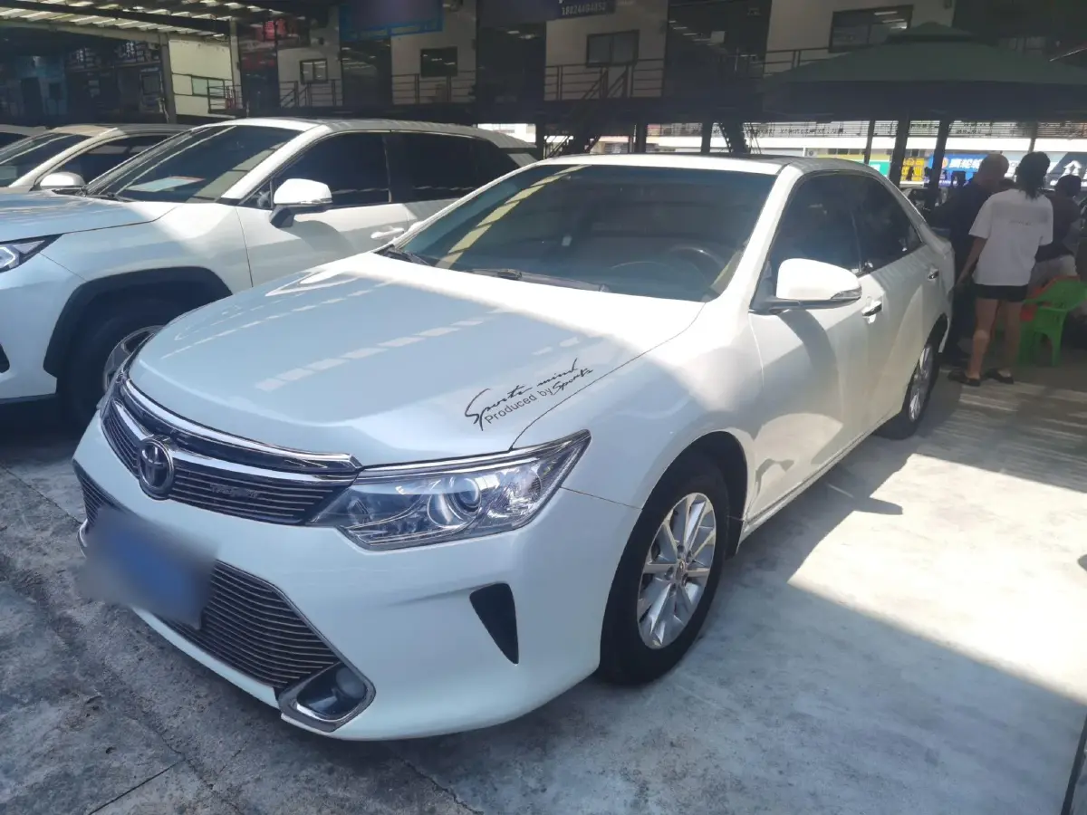 2016 Toyota Camry 2.0L 167HP L4 6AT