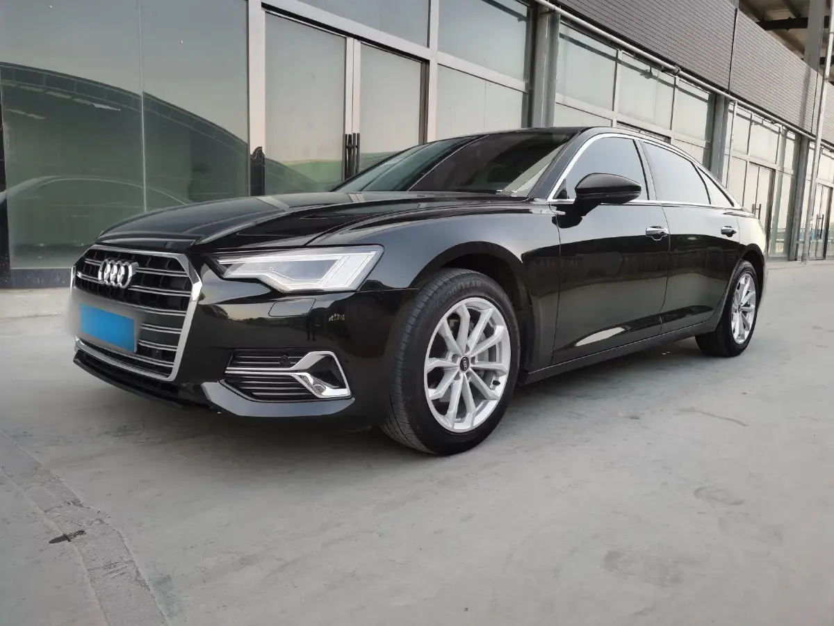 2023 Audi A6L 2.0T 190HP L4 7DCT