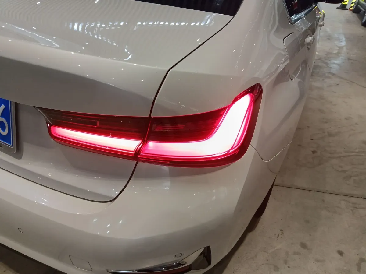 2020 BMW 3 Series 2.0T 184HP L4 8AT,autocango,china used car exporter,china ev exporter,chinese used car exporter,chinese used ev exporter