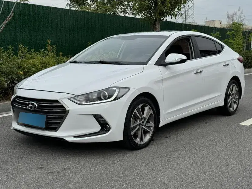 2016 Hyundai Elantra 1.6L 130HP L4 6AT