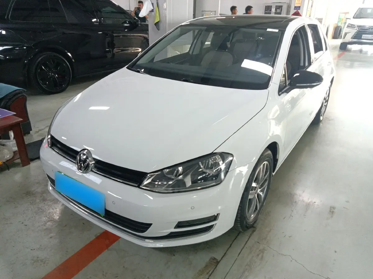 2017 Volkswagen Golf 1.4T 131HP L4 7DCT