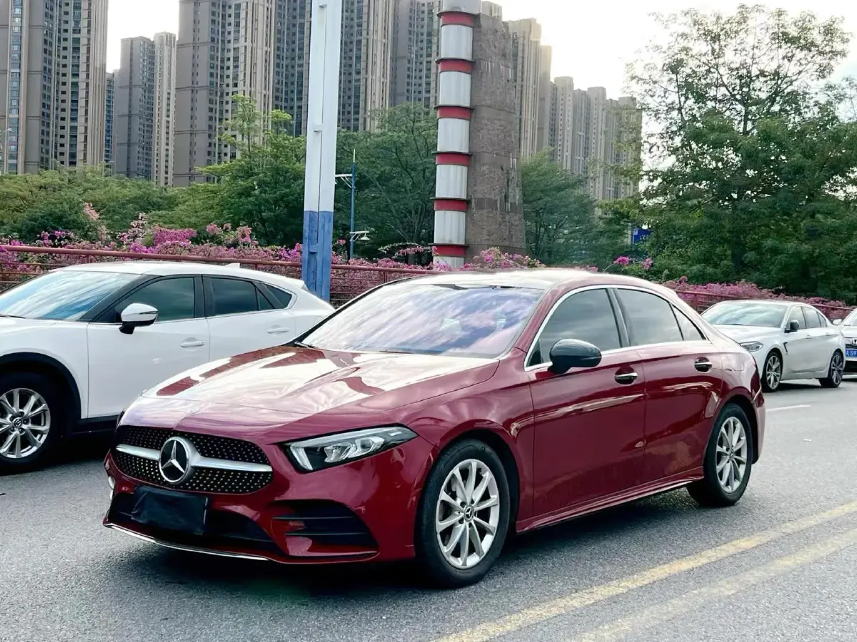 2020 Mercedes-Benz A Class 1.3T 163HP L4 7DCT