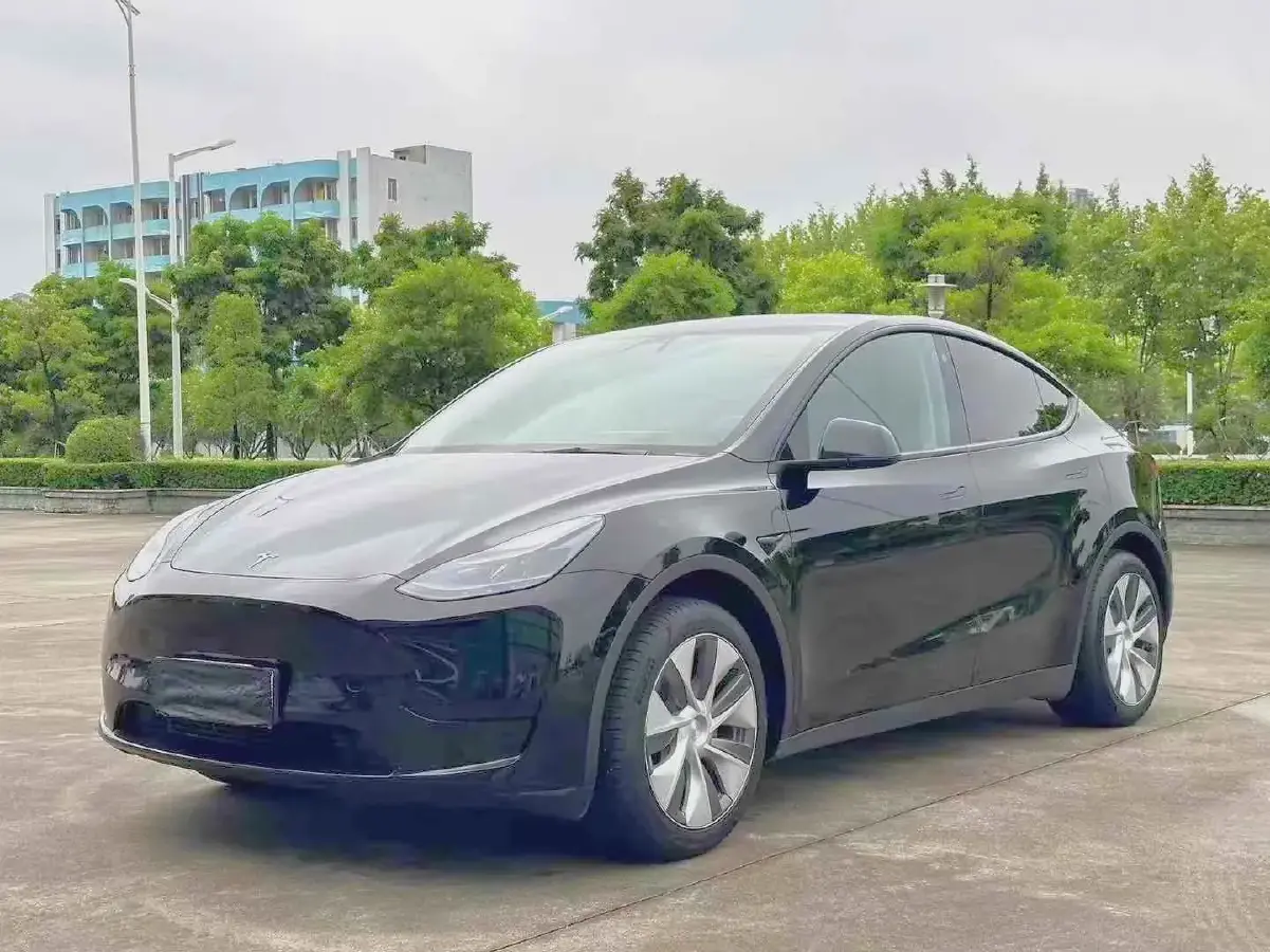 2022 Tesla Model Y BEV 60KWH
