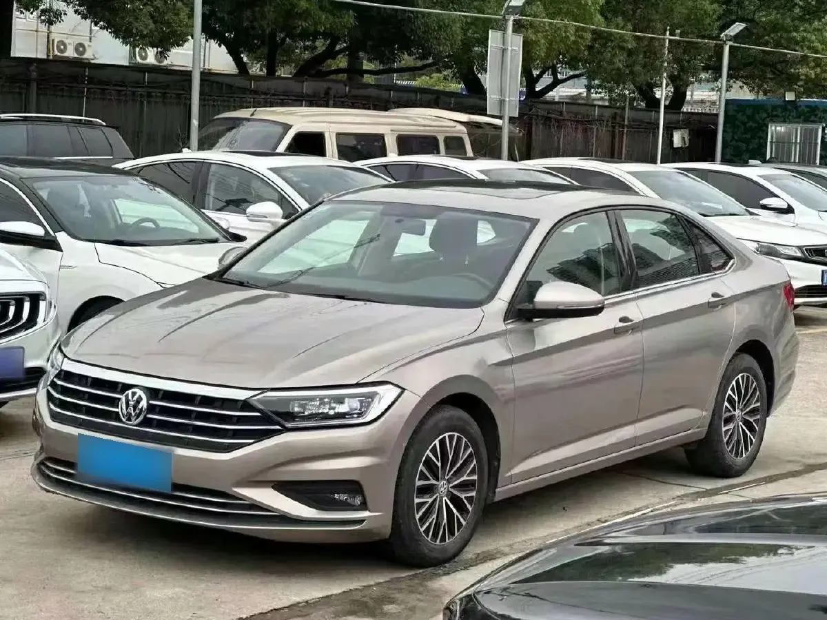2019 Volkswagen Sagitar 1.4T 150HP L4 7DCT