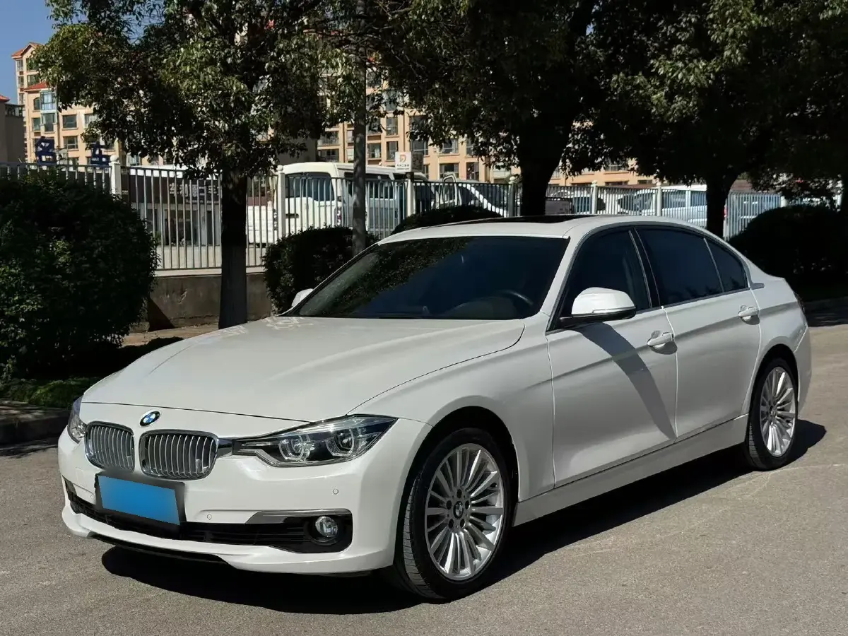 2018 BMW 3 Series 2.0T 184HP L4 8AT