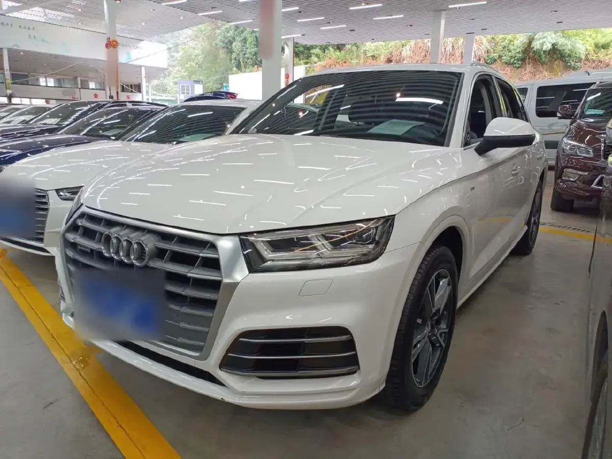 2018 Audi Q5L 2.0T 190HP L4 7DCT