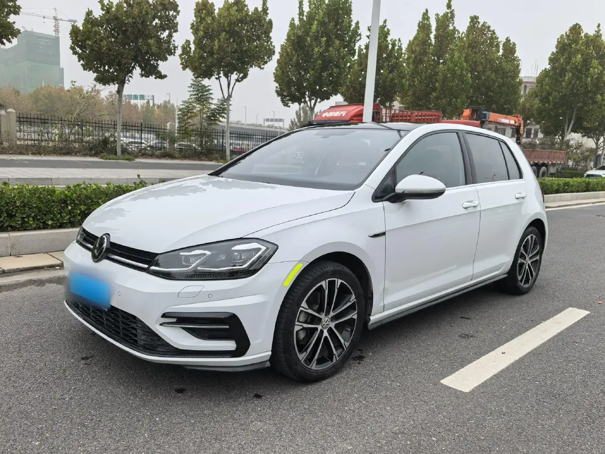 2020 Volkswagen Golf 1.4T 150HP L4 7DCT