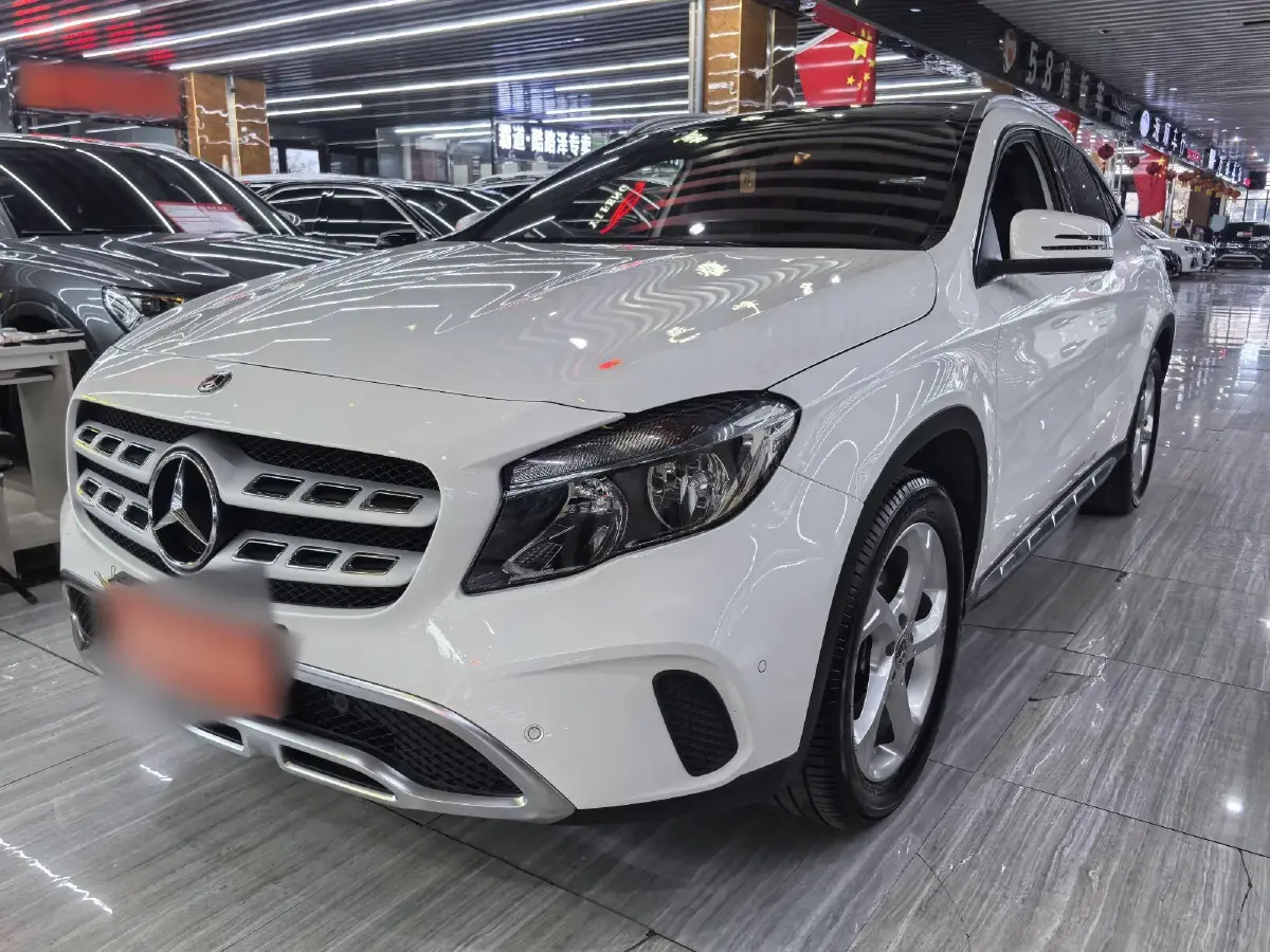 2018 Mercedes-Benz GLA Class 1.6T 156HP L4 7DCT