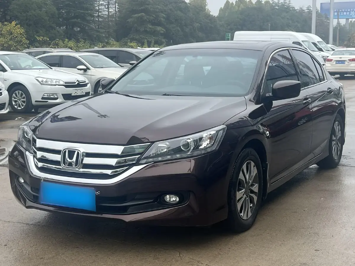 2015 Honda Accord 2.0L 155HP L4 CVT
