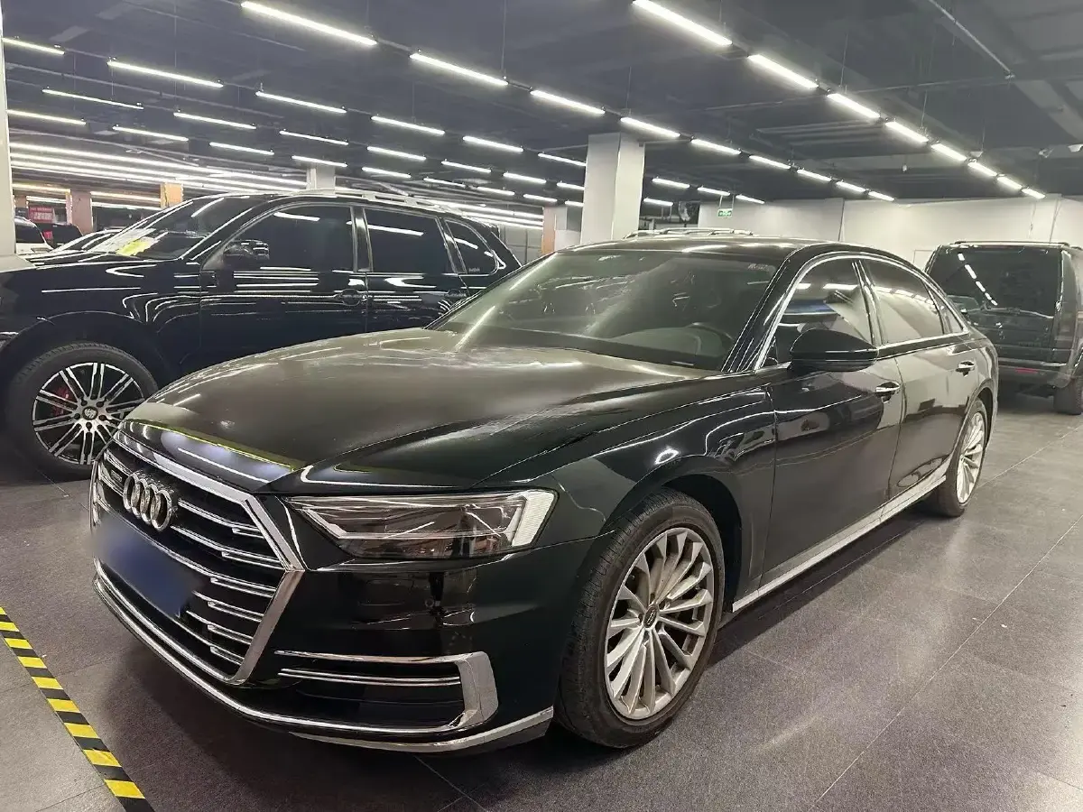 2018 Audi A8 3.0T 340HP V6 8AT