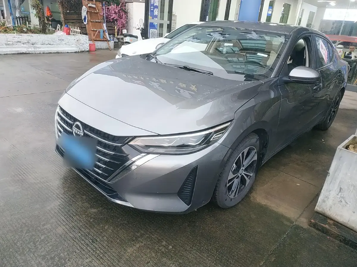 2023 Nissan Sylphy 1.6L 135HP L4 CVT