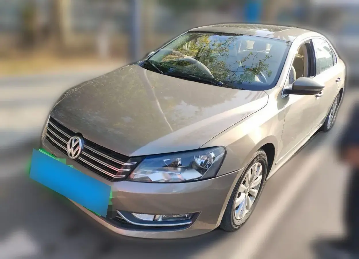 2014 Volkswagen Passat 1.8T 160HP L4 7DCT