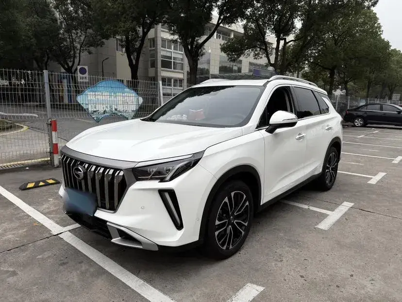 2023 GAC Trumpchi GS4 Plus 2.0T 252HP L4 6AT