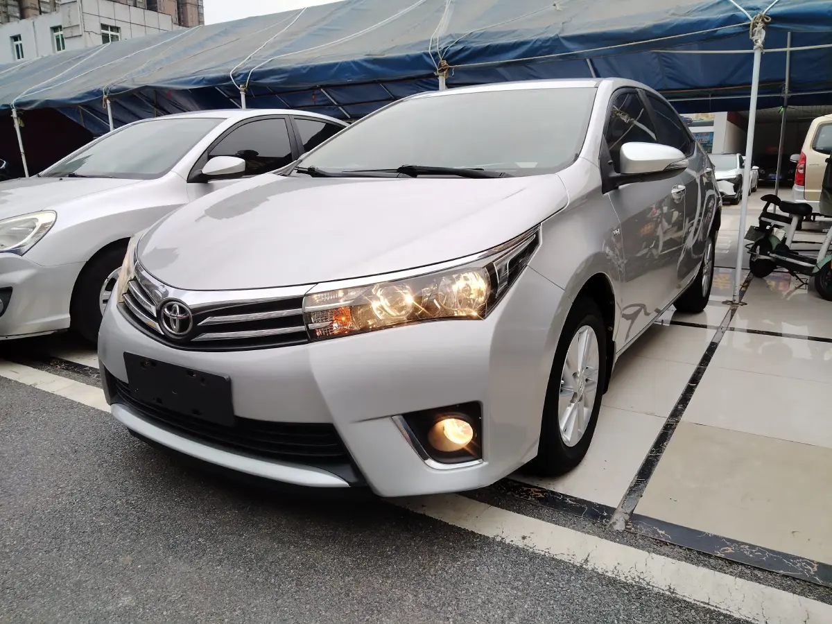 2014 Toyota Corolla 1.6L 122HP L4 CVT