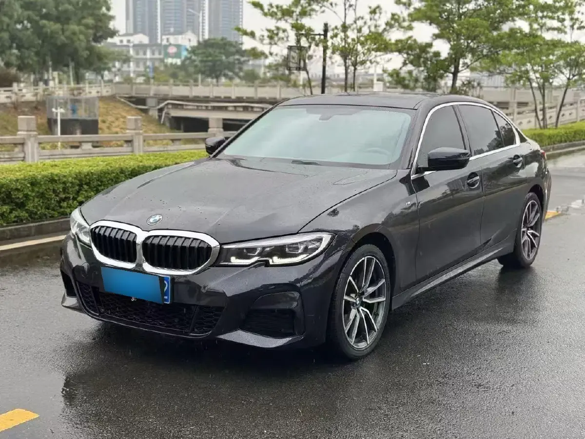 2022 BMW 3 Series 2.0T 156HP L4 8AT
