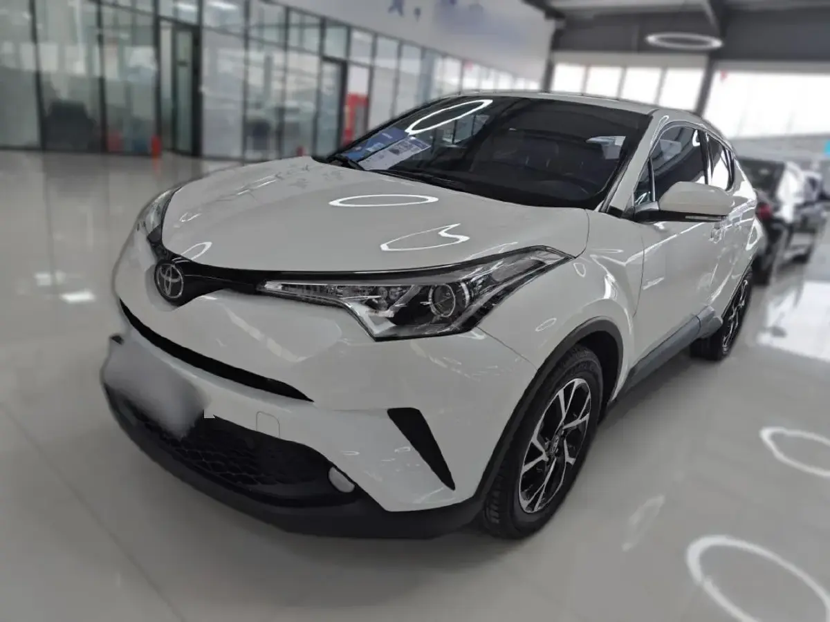 2020 Toyota C-HR 2.0L 171HP L4 CVT