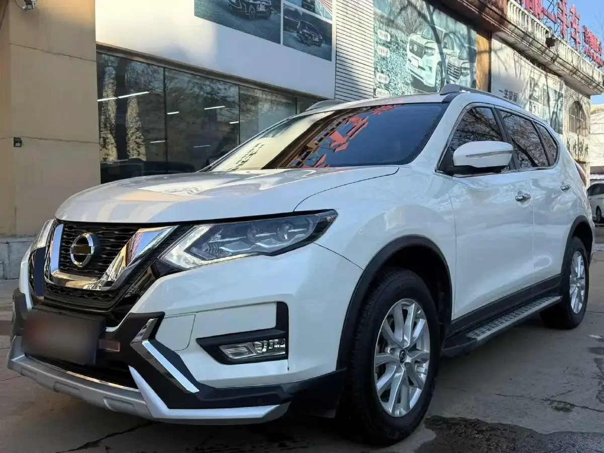 2020 Nissan X-Trail 2.0L 154HP L4 CVT