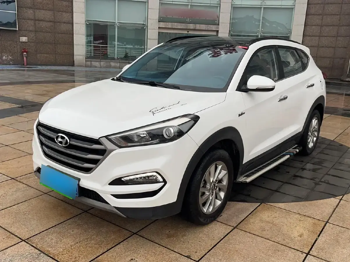 2015 Hyundai Tucson 1.6T 177HP L4 7DCT