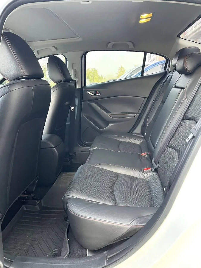 2014 Mazda 3 Axela 2.0L 158HP L4 6AT,autocango,china used car exporter,china ev exporter,chinese used car exporter,chinese used ev exporter