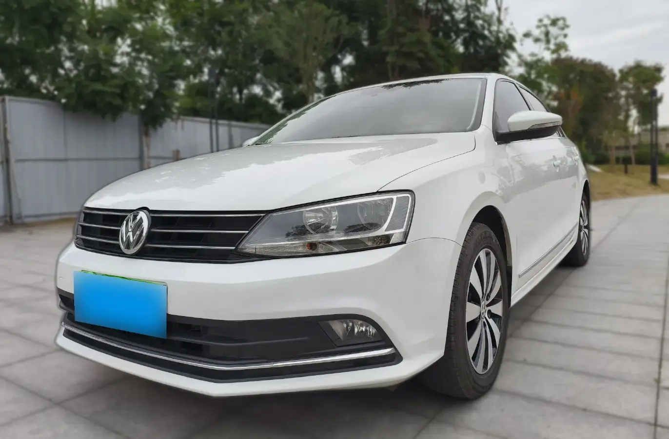 2018 Volkswagen Sagitar 1.4T 150HP L4 7DCT