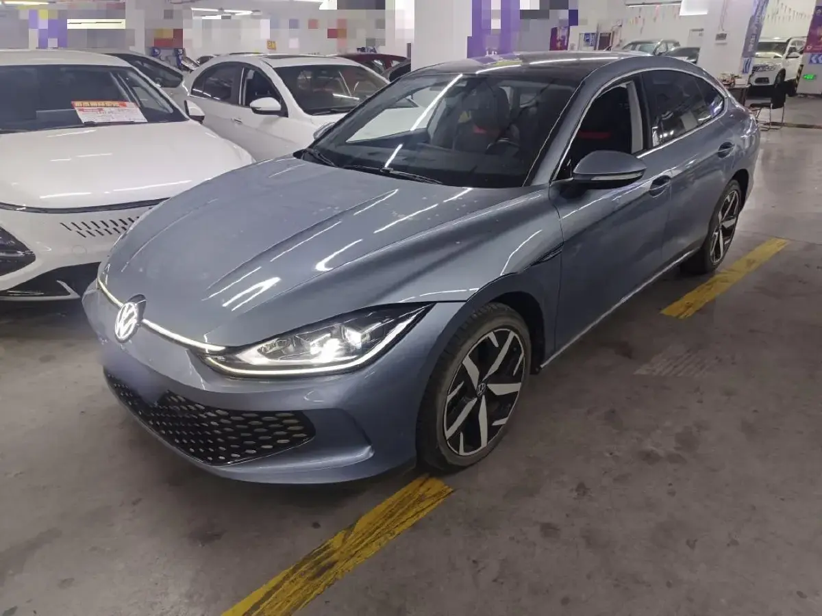 2025 Volkswagen Lamando 1.4T 150HP L4 7DCT