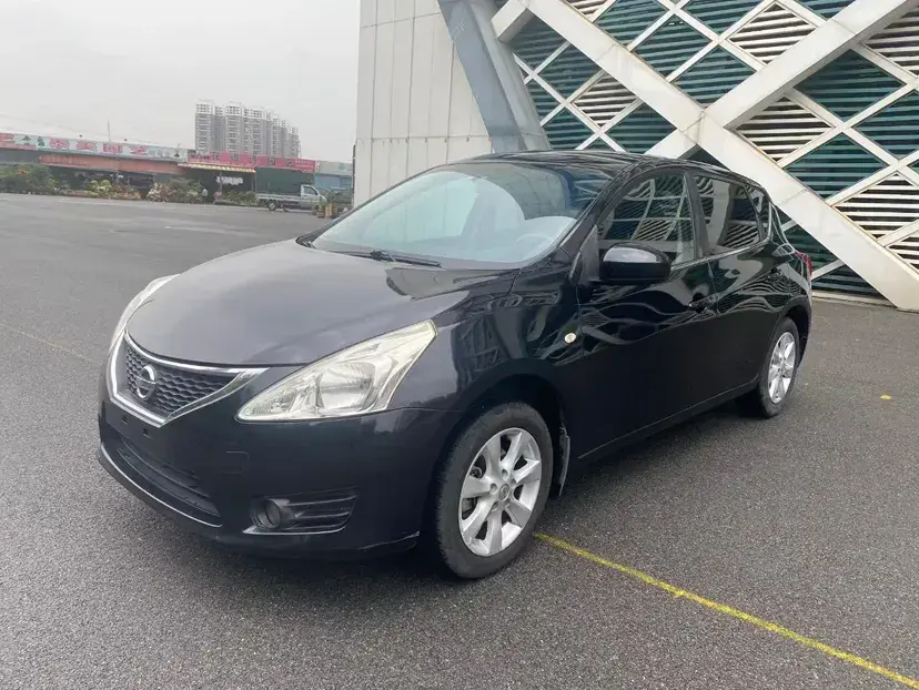 2011 Nissan Tiida 1.6L 126HP L4 CVT