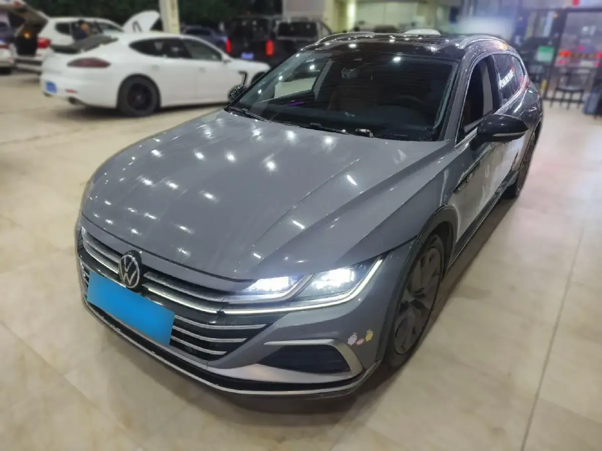 2021 Volkswagen CC 2.0T 220HP L4 7DCT