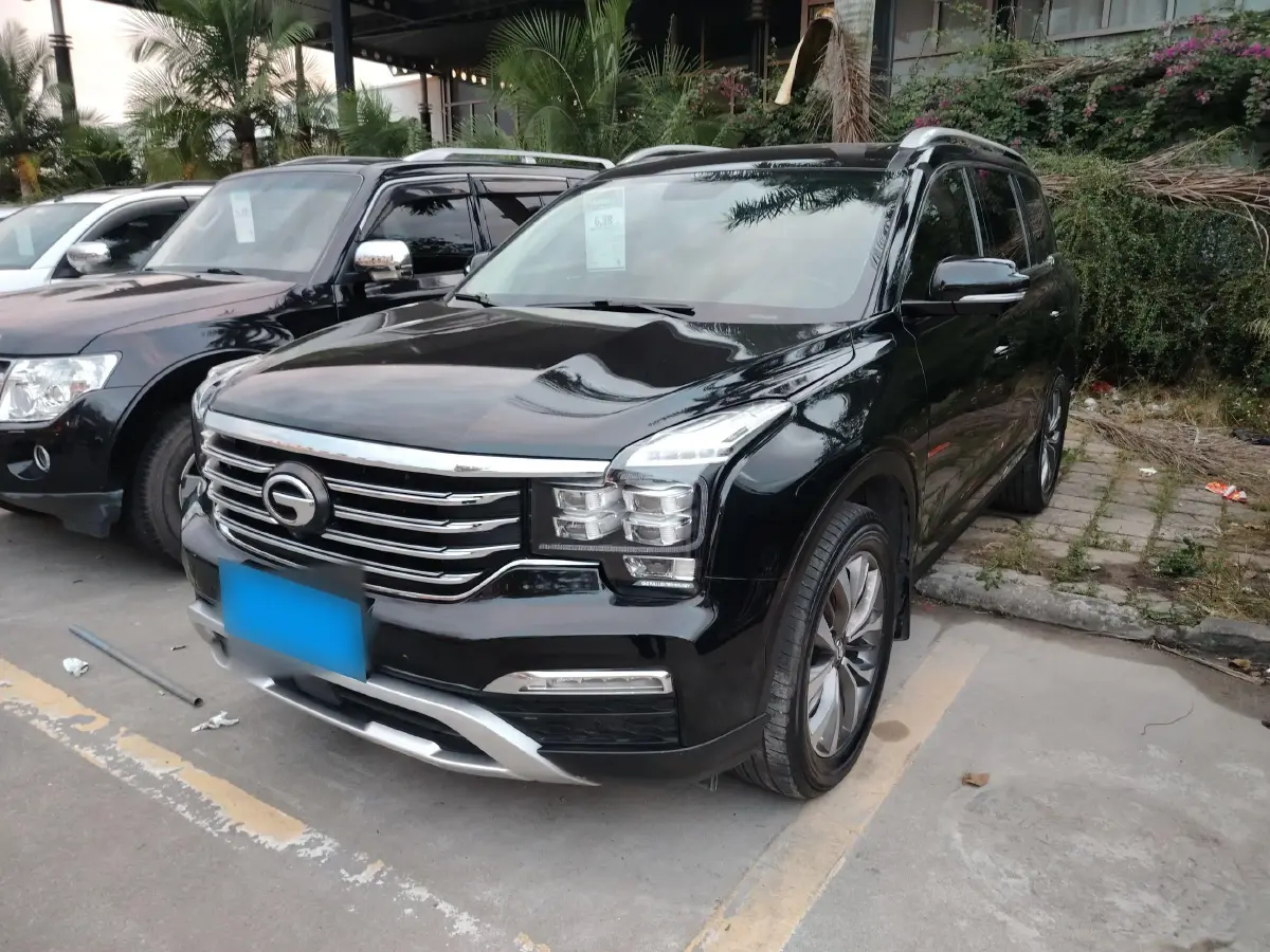 2017 GAC Trumpchi GS8 2.0T 201HP L4 6AT