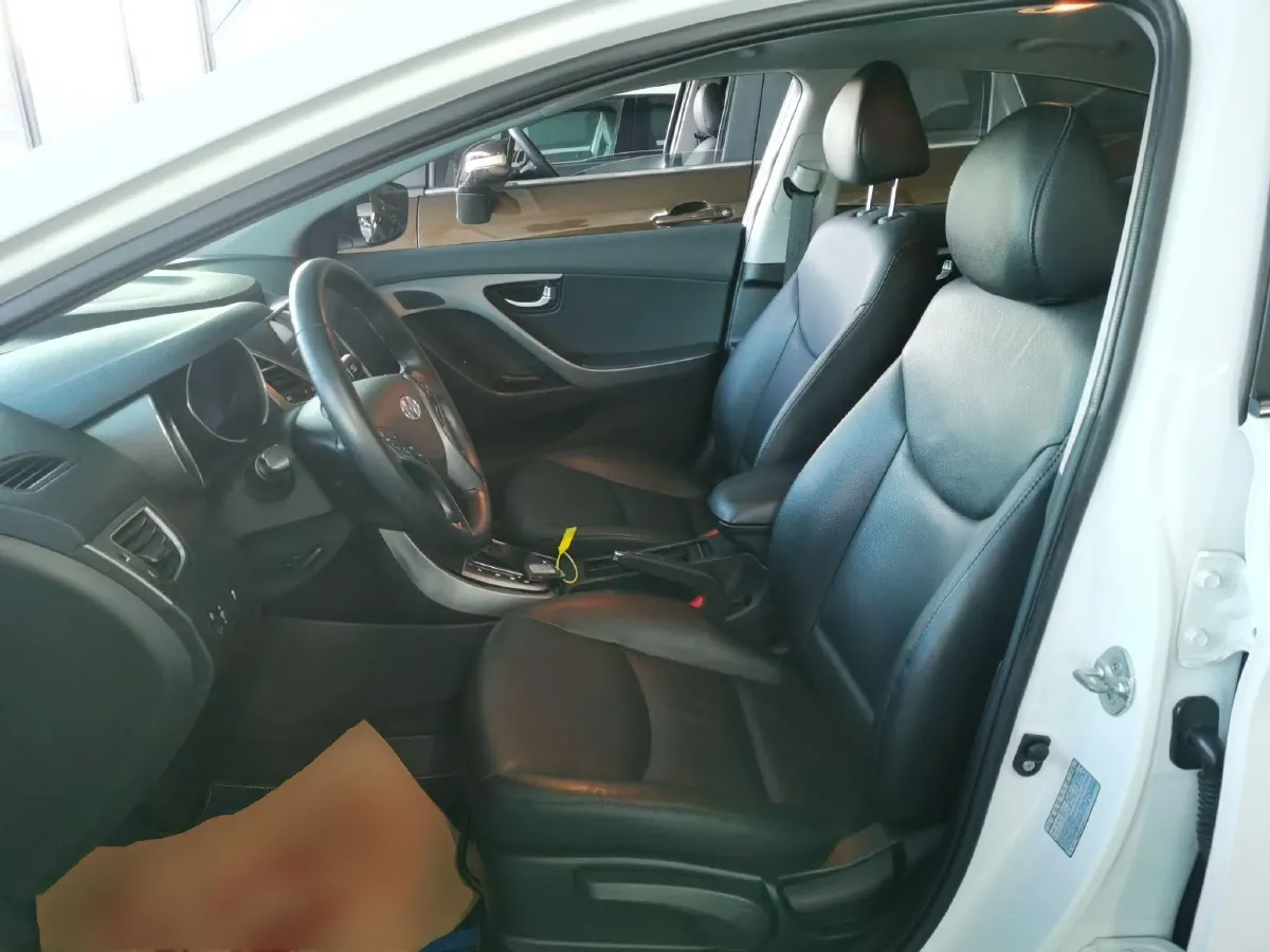 2015 Hyundai Elantra 1.6L 128HP L4 6AT,autocango,china used car exporter,china ev exporter,chinese used car exporter,chinese used ev exporter