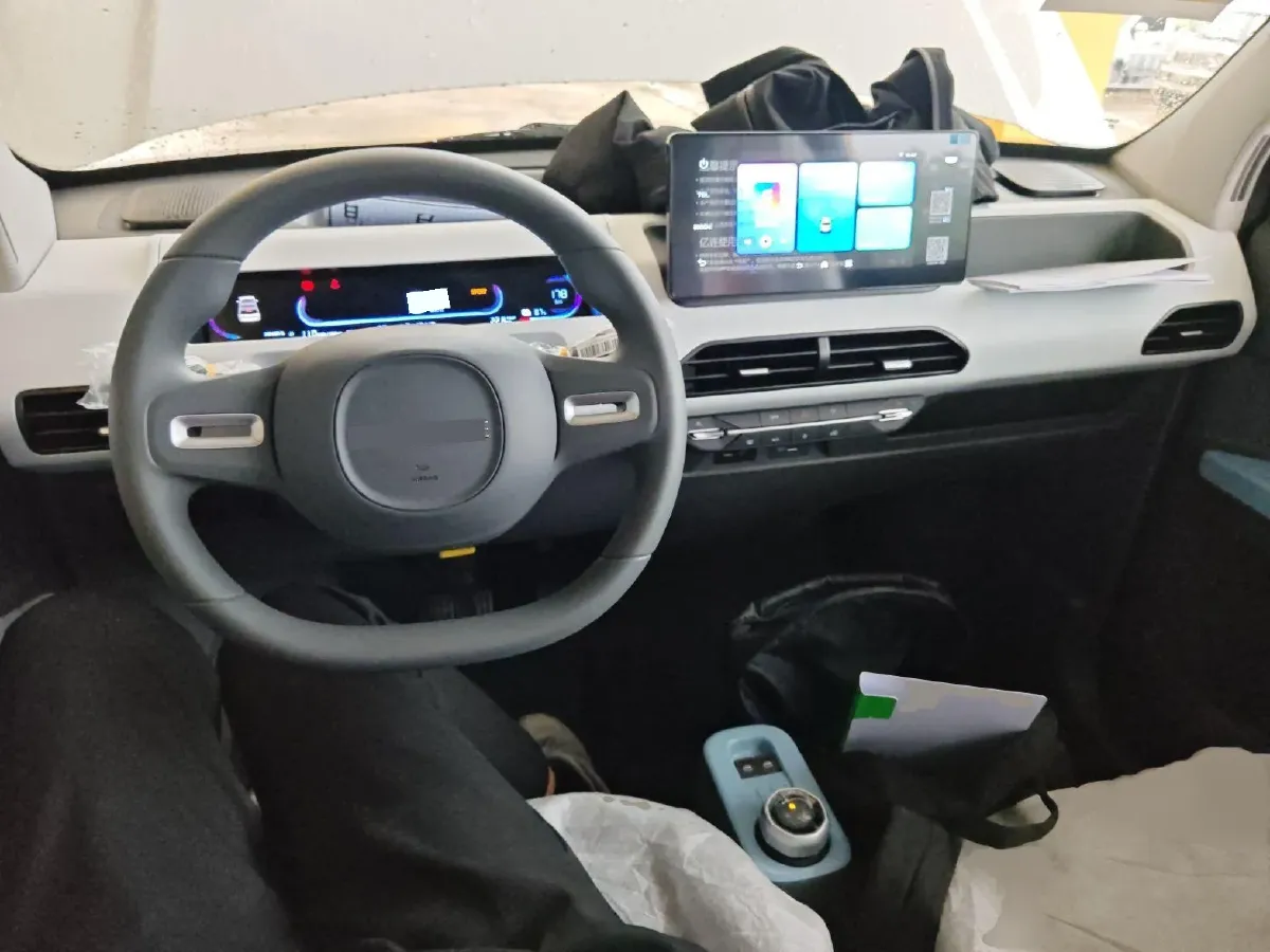 2024 Geely Panda BEV 17.03KWH,autocango,china used car exporter,china ev exporter,chinese used car exporter,chinese used ev exporter