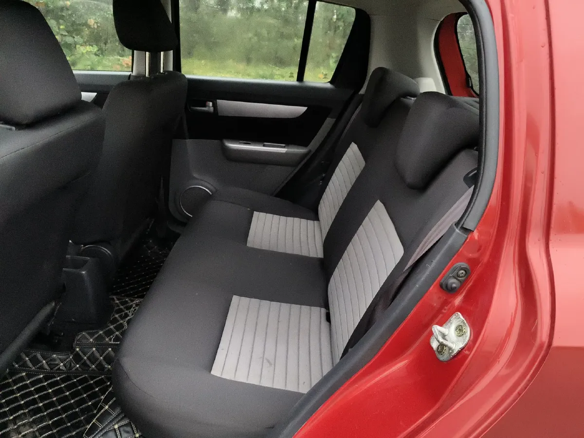 2014 Suzuki Swift 1.3L 91HP L4 5MT,autocango,china used car exporter,china ev exporter,chinese used car exporter,chinese used ev exporter