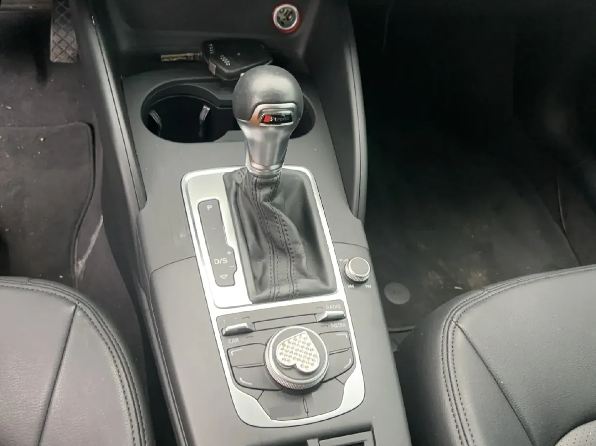 2015 Audi A3 1.4T 150HP L4 7DCT,autocango,china used car exporter,china ev exporter,chinese used car exporter,chinese used ev exporter