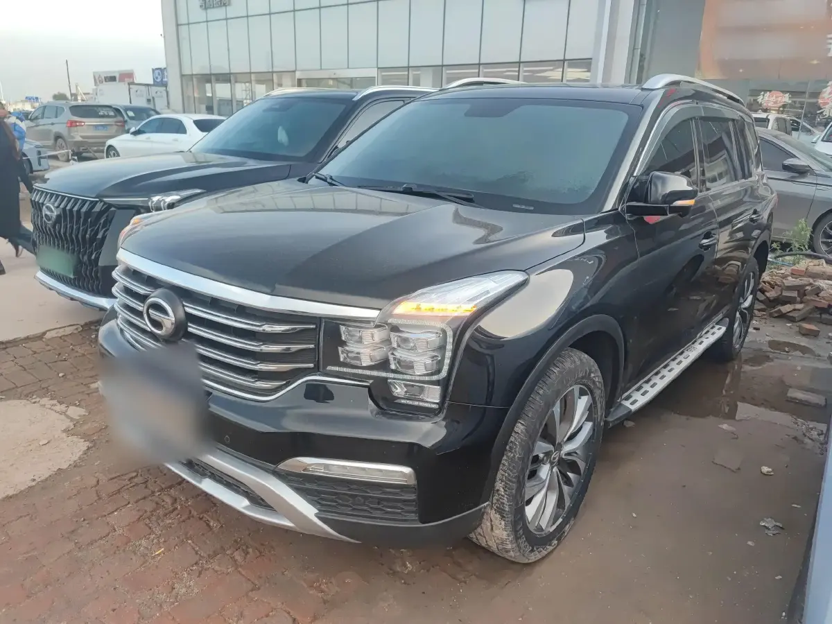 2017 GAC Trumpchi GS8 2.0T 201HP L4 6AT