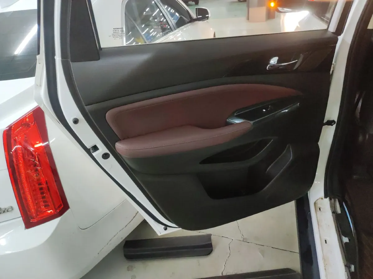 2017 ChangAn Linmax 1.6L 125HP L4 5MT,autocango,china used car exporter,china ev exporter,chinese used car exporter,chinese used ev exporter