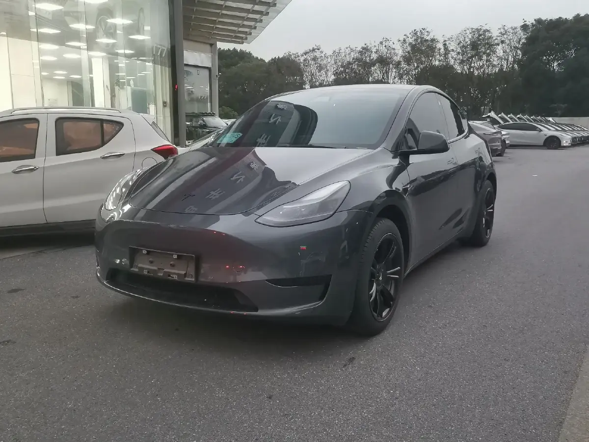 2022 Tesla Model Y BEV 60KWH
