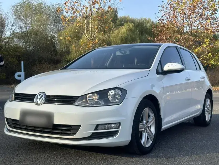 2015 Volkswagen Golf 1.6L 110HP L4 6AT