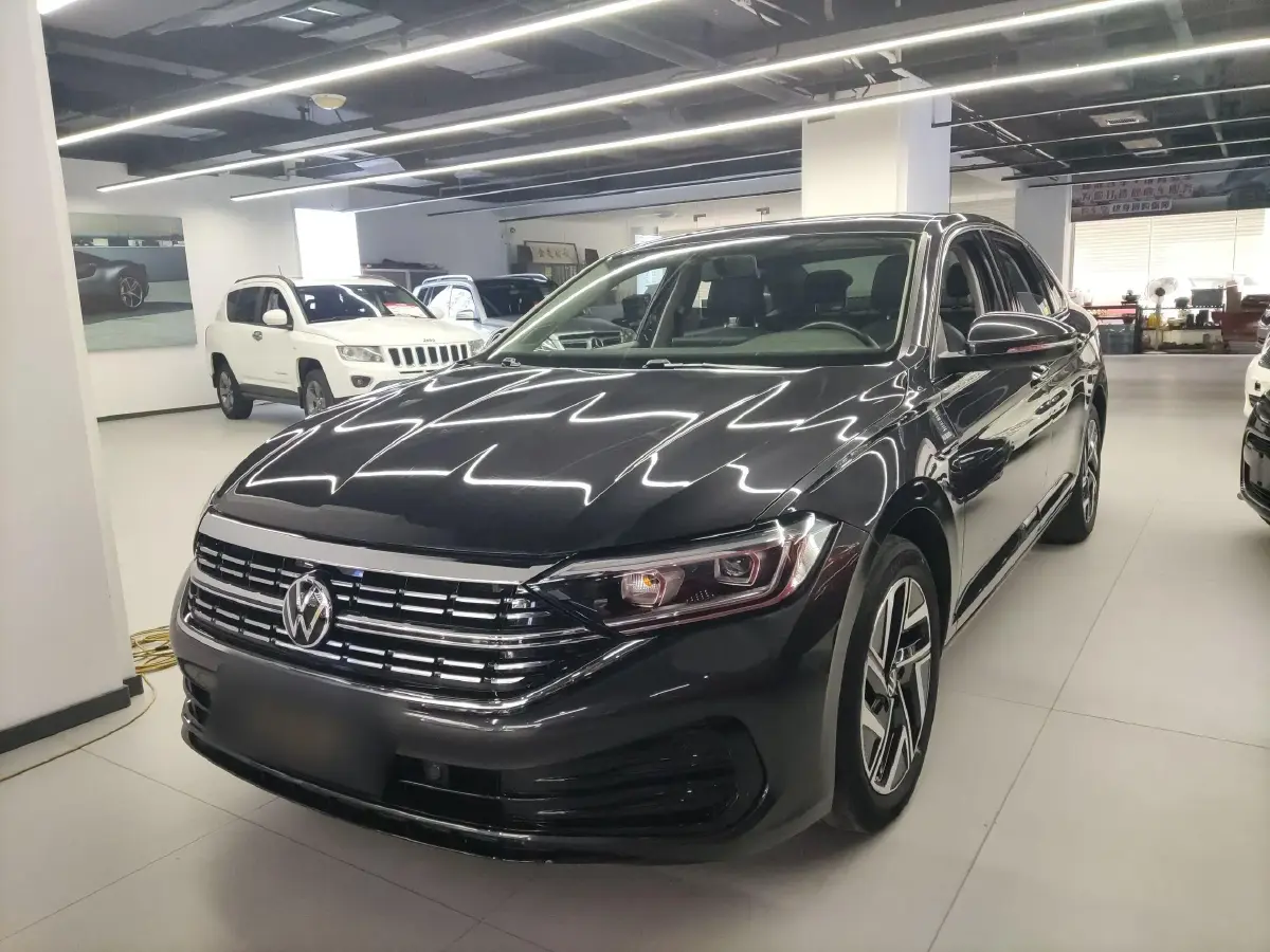 2023 Volkswagen Sagitar 1.4T 150HP L4 7DCT