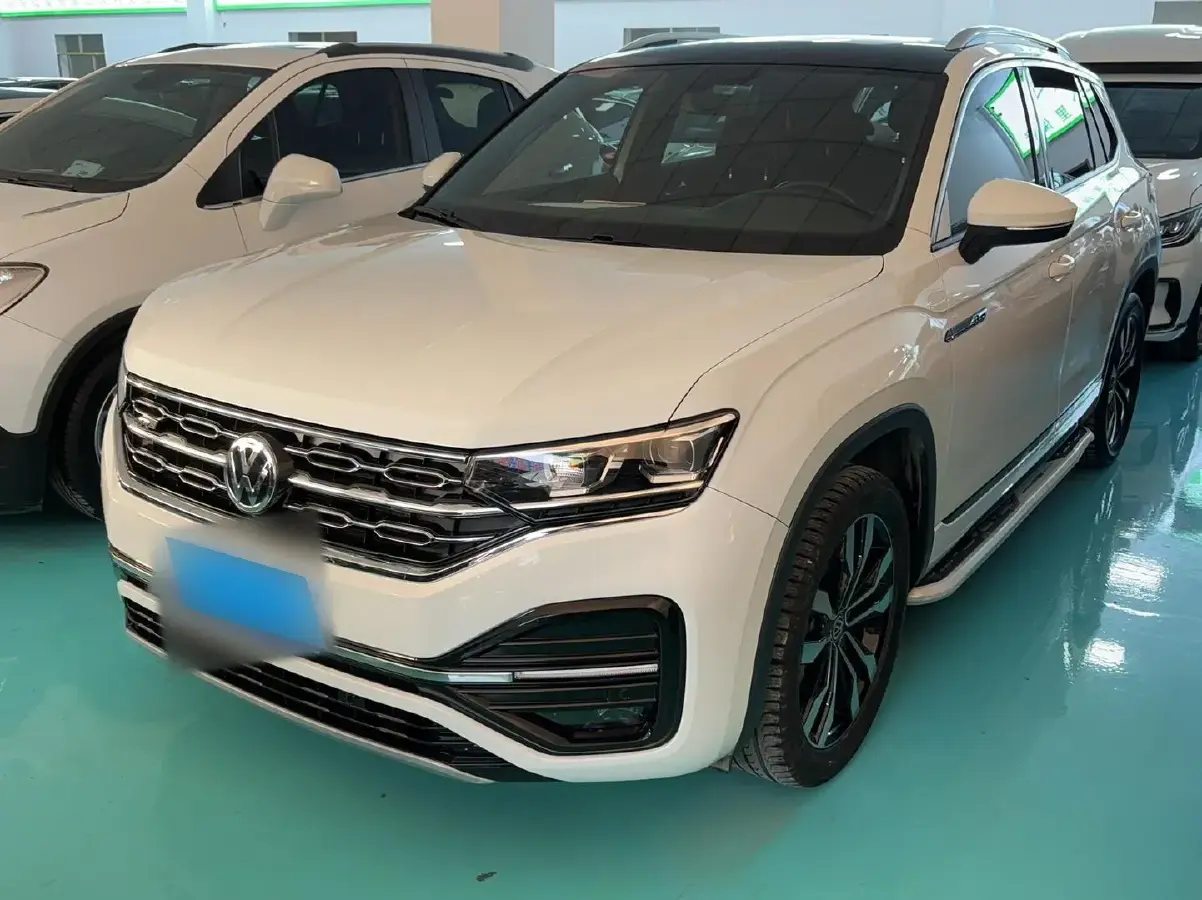 2019 Volkswagen Tayron 2.0T 220HP L4 7DCT
